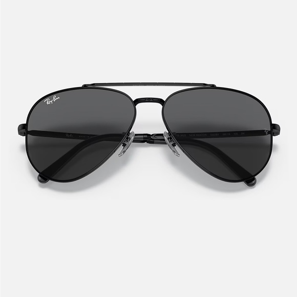 Ray-Ban Aviator sunglasses - Picture 2 of 9